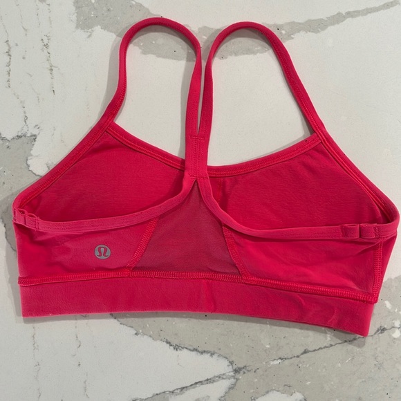 Lululemon Flow Y Bra - size 4 - Picture 1 of 3